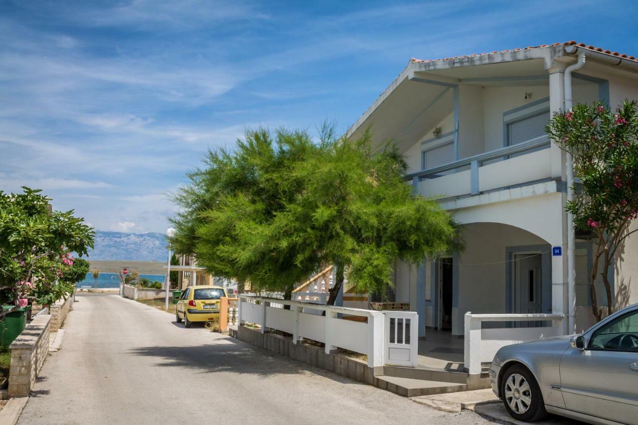 Fisa Apartments วีร์ ภายนอก รูปภาพ