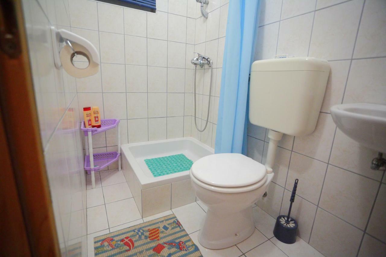 Fisa Apartments วีร์ ภายนอก รูปภาพ